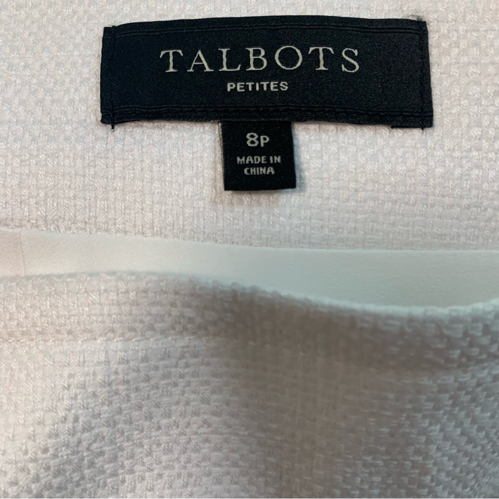 White Talbots petite casual skirt business casual work outfit